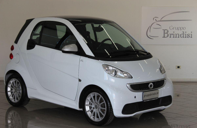 SMART Fortwo 1000 52 kW MHD coupé passion Benzina 2013