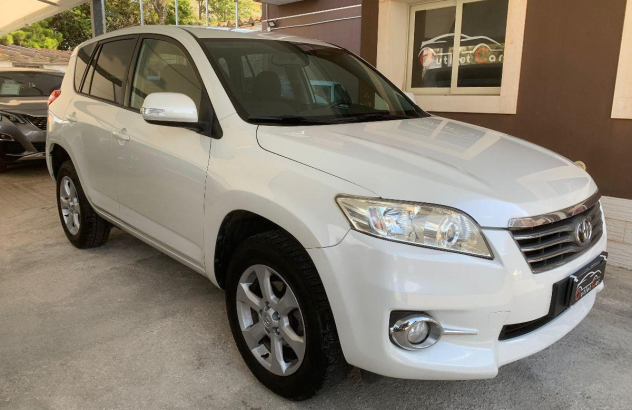 TOYOTA RAV4  Diesel 2013