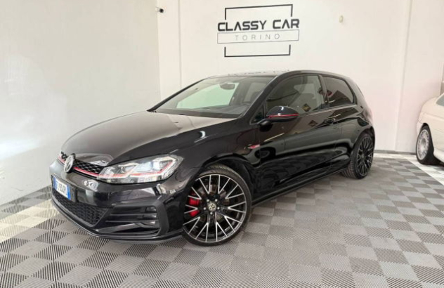 VOLKSWAGEN Golf  Benzina 2017