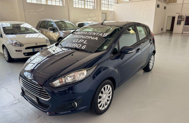 FORD Fiesta 1.4 5p. Bz.-GPL Black e White Ed. GPL 2016