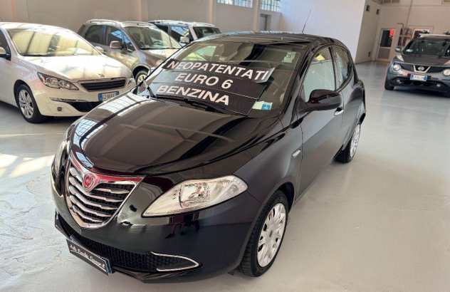 LANCIA Ypsilon 1.2 69 CV 5 porte SeS Platinum Benzina 2014
