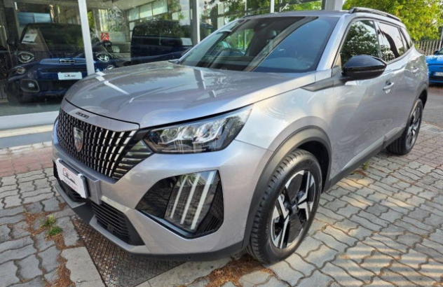 PEUGEOT 2008  Benzina 2024