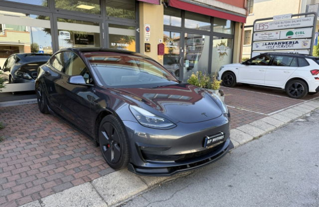 TESLA Model 3  Elettrica 2021