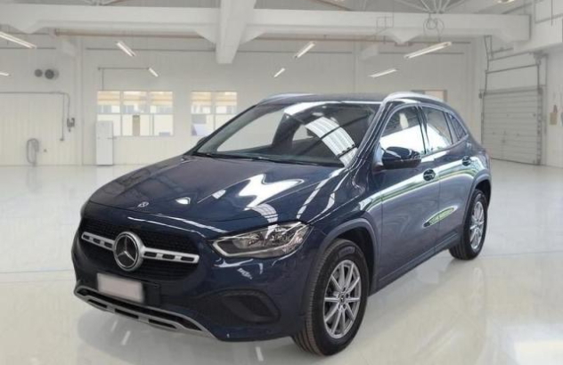 MERCEDES Classe GLA 180 d Automatic Executive Diesel 2021