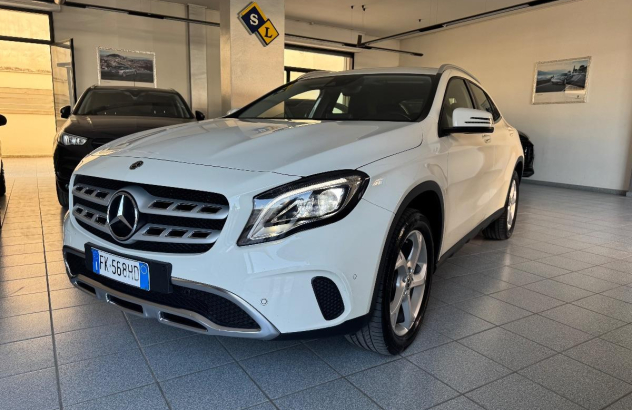MERCEDES Classe GLA GLA 200 d Automatic Sport Diesel 2017