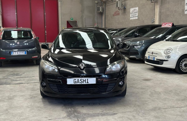 RENAULT Mégane 1.5 dCi/85CV 4p. Pack Authentique Diesel 2011