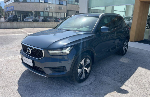 VOLVO XC40 T2 automatico Core Benzina 2022