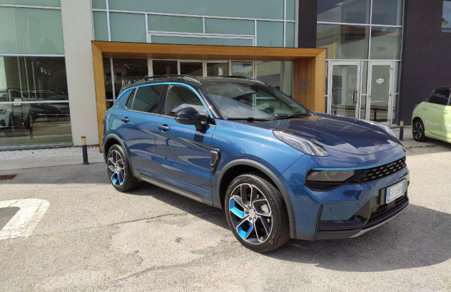 Lynk and co 01 PHEV Elettrica-Benzina 2023