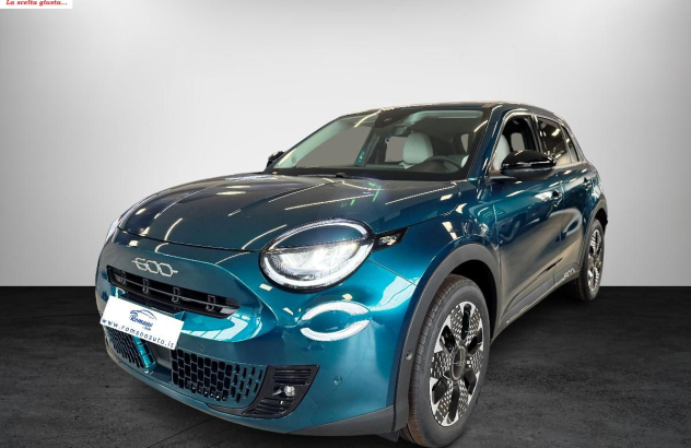 FIAT 600 Hybrid DCT MHEV La Prima Elettrica-Benzina 2024