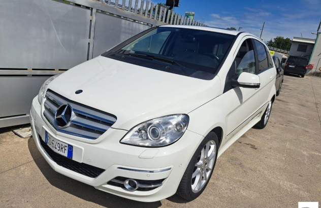 MERCEDES Classe B 180 AUTOMATIC Premium Benzina 2010