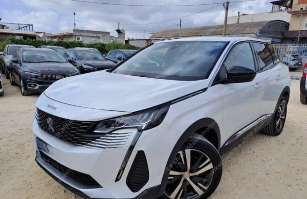 PEUGEOT 3008 BlueHDi 130 SeS Allure Diesel 2022