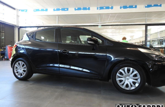 RENAULT Clio 1.5 dCi 8V 75 CV 5p. Wave Diesel 2015