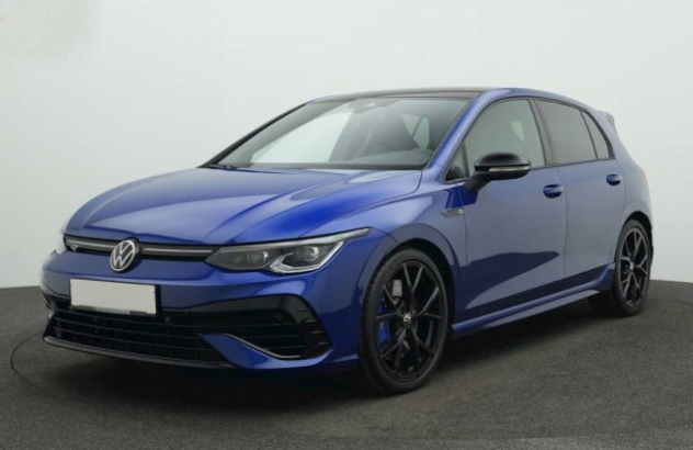 VOLKSWAGEN Golf  Benzina 2024