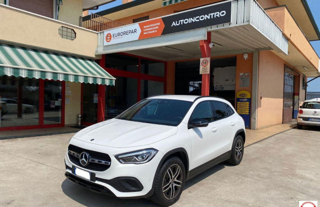 MERCEDES Classe GLA 200 d Automatic Sport Plus Diesel 2020