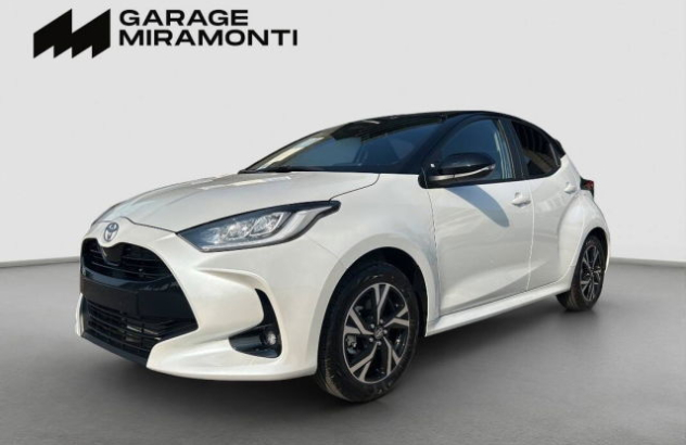 TOYOTA Yaris  Elettrica-Benzina 2024