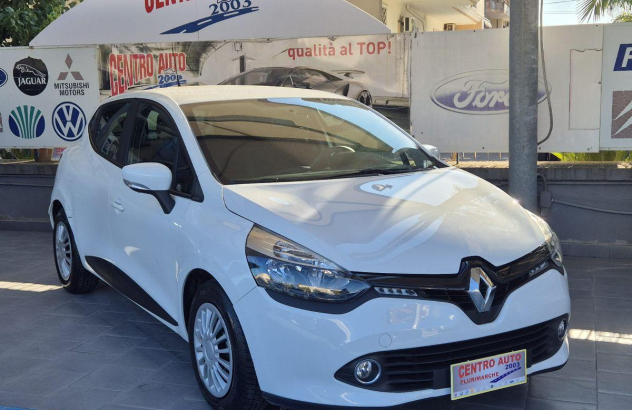 RENAULT Clio 1.2 75 CV GPL 5p. Costume National GPL 2015