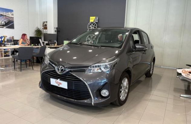 TOYOTA Yaris  Diesel 2015