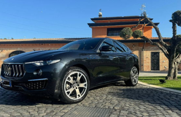 MASERATI Levante  Elettrica-Benzina 2022