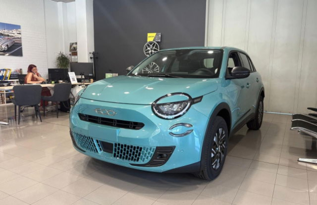 FIAT 600  Elettrica-Benzina 2025