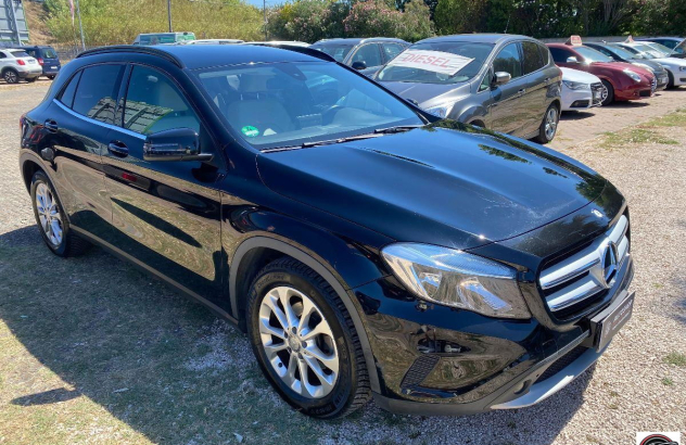 MERCEDES Classe GLA GLA 200 d Automatic 4Matic Executive Diesel 2016