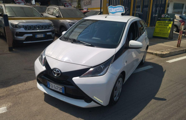 TOYOTA Aygo 1.0 VVT-i 69 CV 5 porte x-cool Benzina 2016