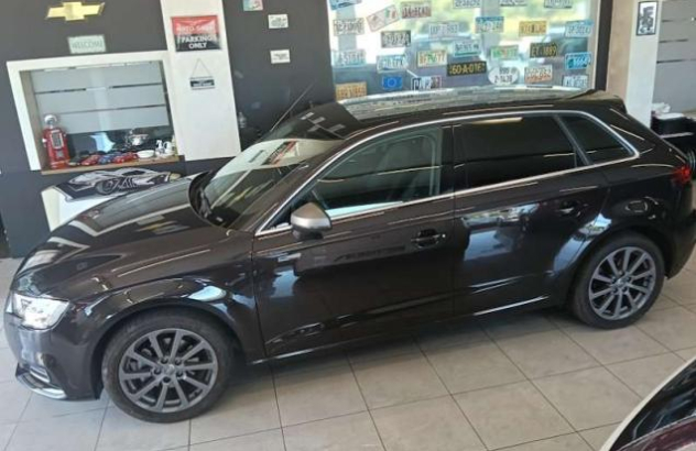 AUDI A3  Benzina 2017