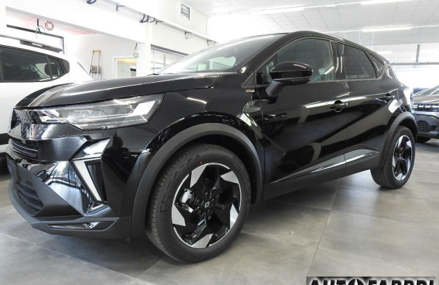RENAULT Captur   2025