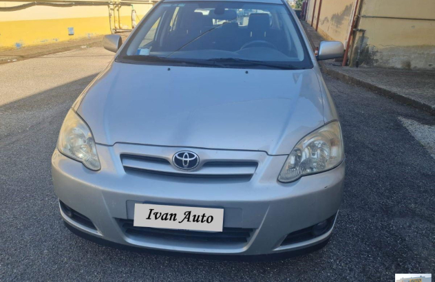 TOYOTA Corolla 1.4 D-4D M-MT 5 porte Sol Diesel 2005