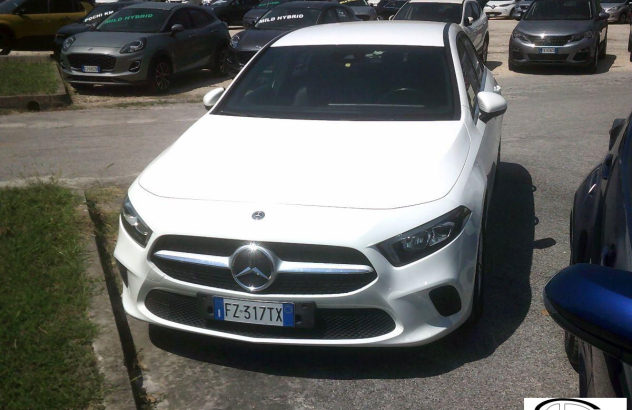 MERCEDES Classe A A 180 d Business Diesel 2019