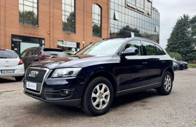 AUDI Q5  Benzina 2011
