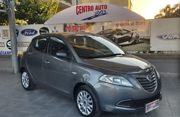 LANCIA Ypsilon 1.2 69 CV 5 porte GPL Ecochic Platinum GPL 2014