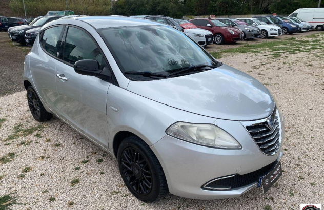 LANCIA Ypsilon 1.2 69 CV 5 porte GPL Ecochic Gold GPL 2012