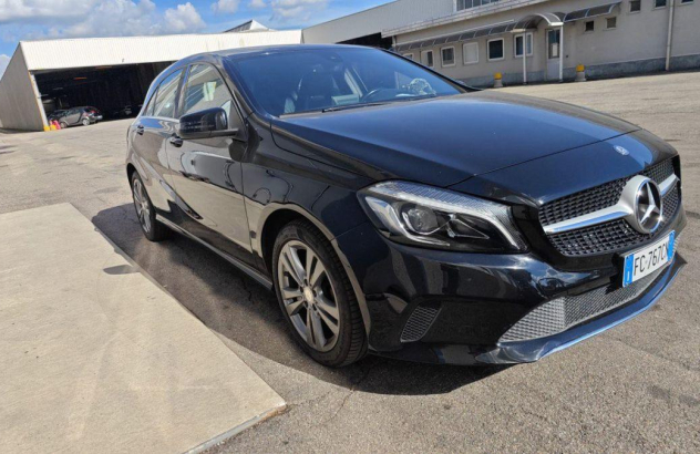 MERCEDES Classe A A 180 d Sport Diesel 2016