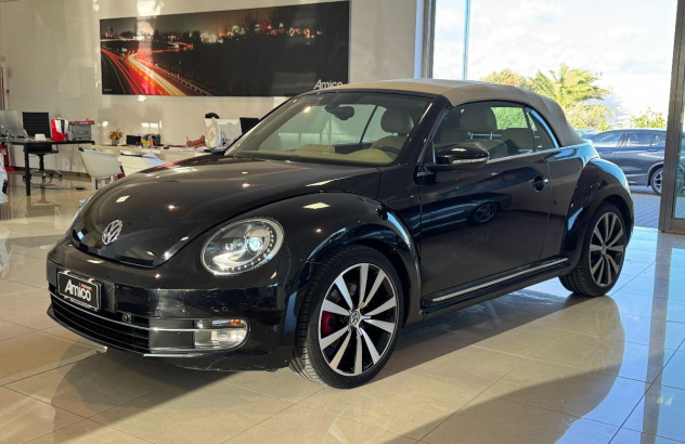 VOLKSWAGEN Maggiolino Cabrio 2.0 TSI DSG Sport Benzina 2013