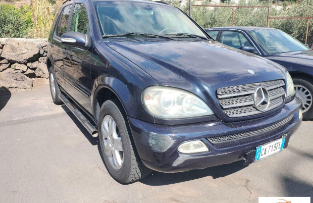 MERCEDES Classe ML 270 turbodiesel CDI Diesel 2002