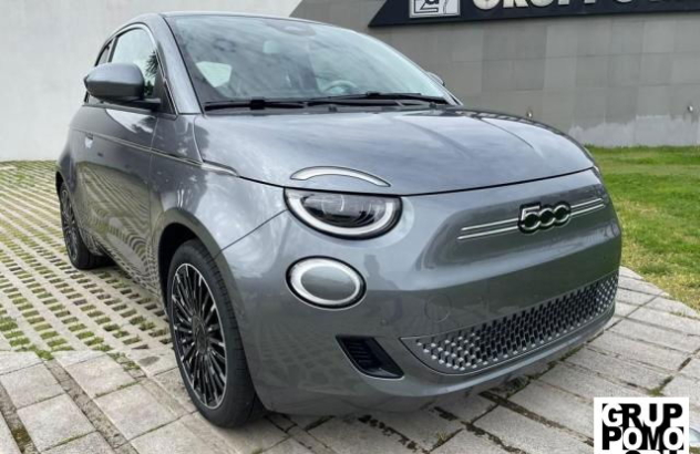 FIAT 500 E 500 La Prima Berlina  2021