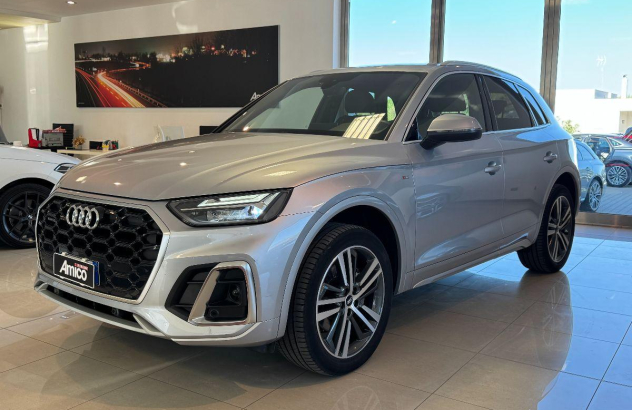 AUDI Q5 40 TDI 204CV qu. S tr. Identity Black Diesel 2021