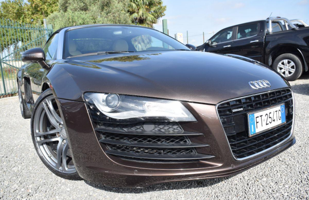 AUDI R8 4.2 V8 quattro R tronic Benzina 2011