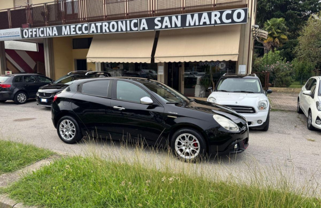 ALFA ROMEO Giulietta 1.6 JTDm-2 105 CV Distinctive Diesel 2011