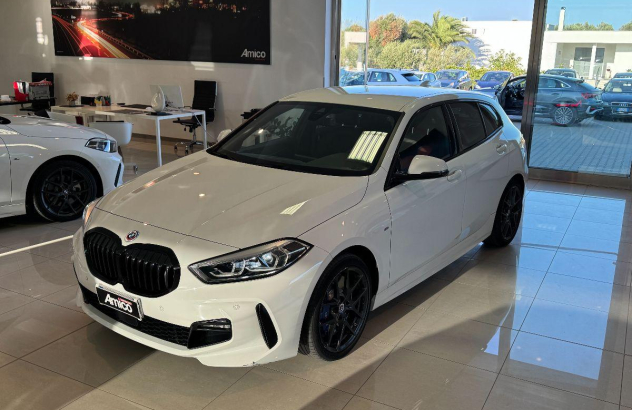 BMW Serie 1 118d 5p. Msport Exterior Diesel 2022