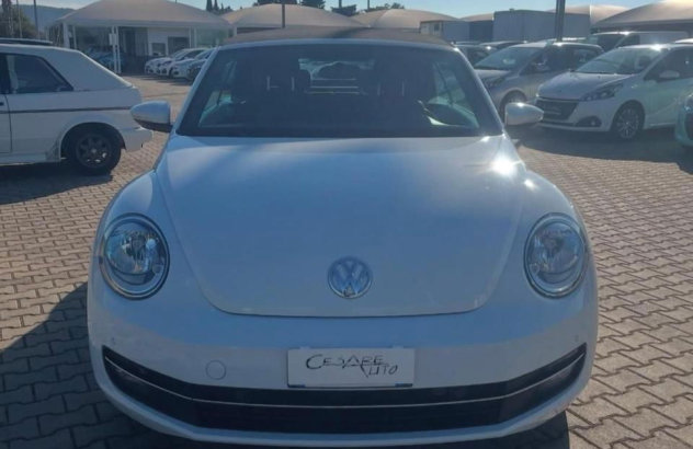 VOLKSWAGEN Maggiolino  Benzina 2016