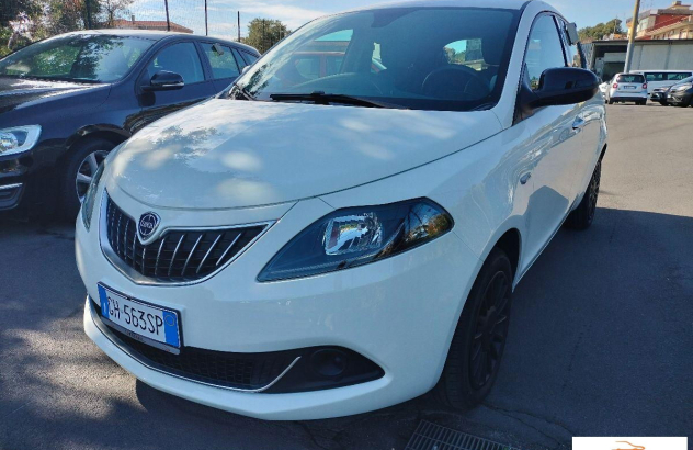 LANCIA Ypsilon  Elettrica-Benzina 2022