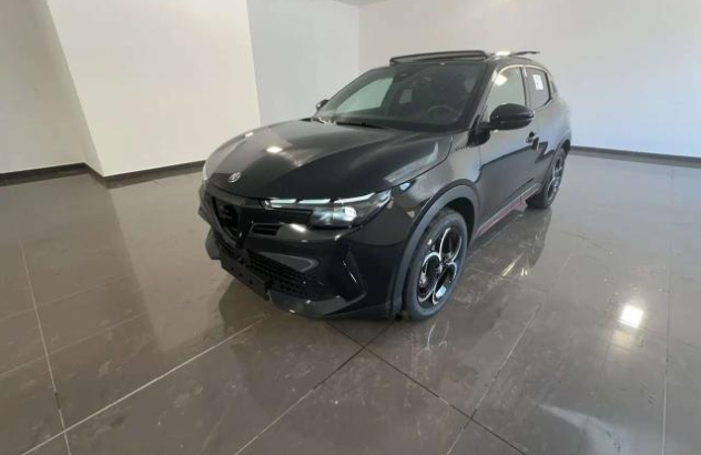 ALFA ROMEO Junior  Elettrica-Benzina 2025