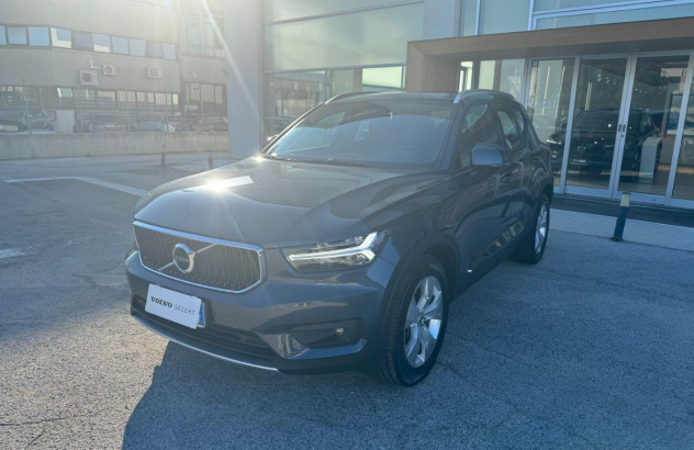 VOLVO XC40 T2 Momentum Pro Benzina 2021