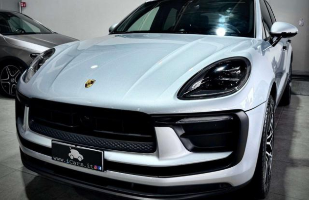 PORSCHE Macan  Benzina 2023