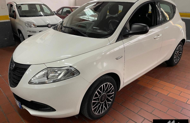 LANCIA Ypsilon 1.2 69 CV 5 porte S Momodesign Benzina 2013