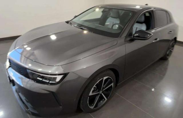 OPEL Astra  Benzina 2023