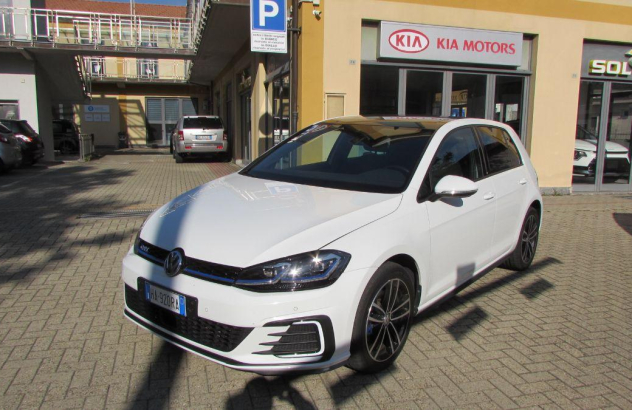 VOLKSWAGEN Golf GTE 1.4 TSI DSG 5p. Plug-In-Hybrid Elettrica-Benzina 2019