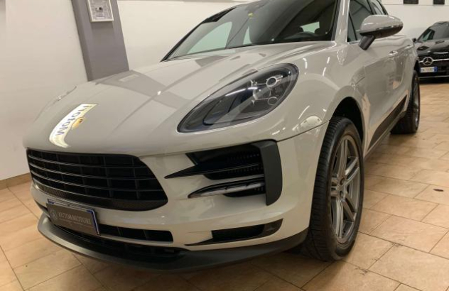 PORSCHE Macan  Benzina 2019