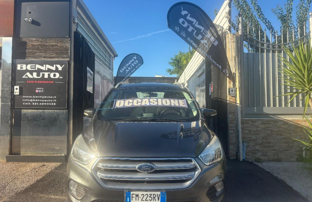 FORD Kuga 1.5 TDCI 120 CV SeS 2WD Titan. Bus. Diesel 2017